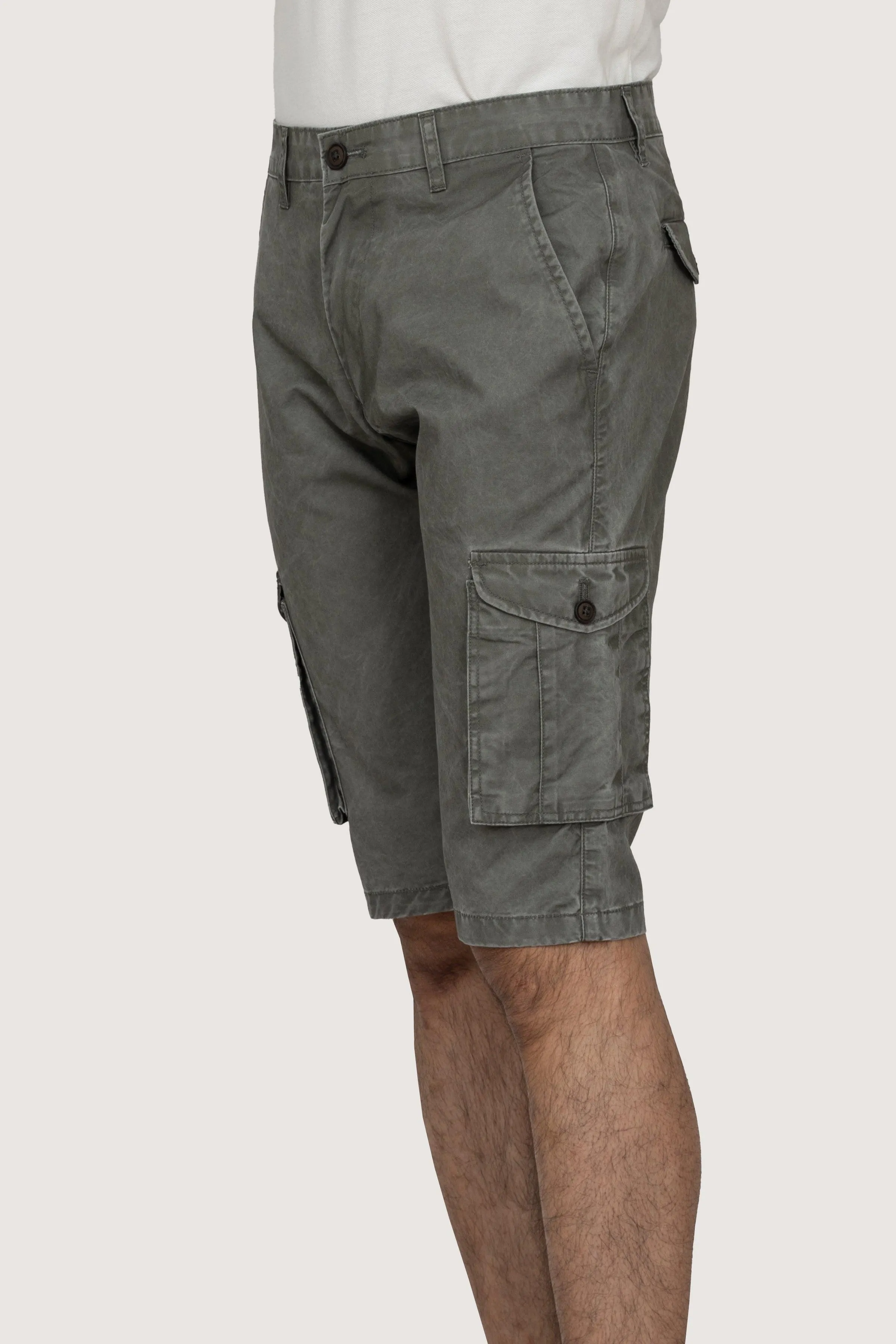 CARGO ENZYME WASHED REGULAR FIT OLIVE SHORTS