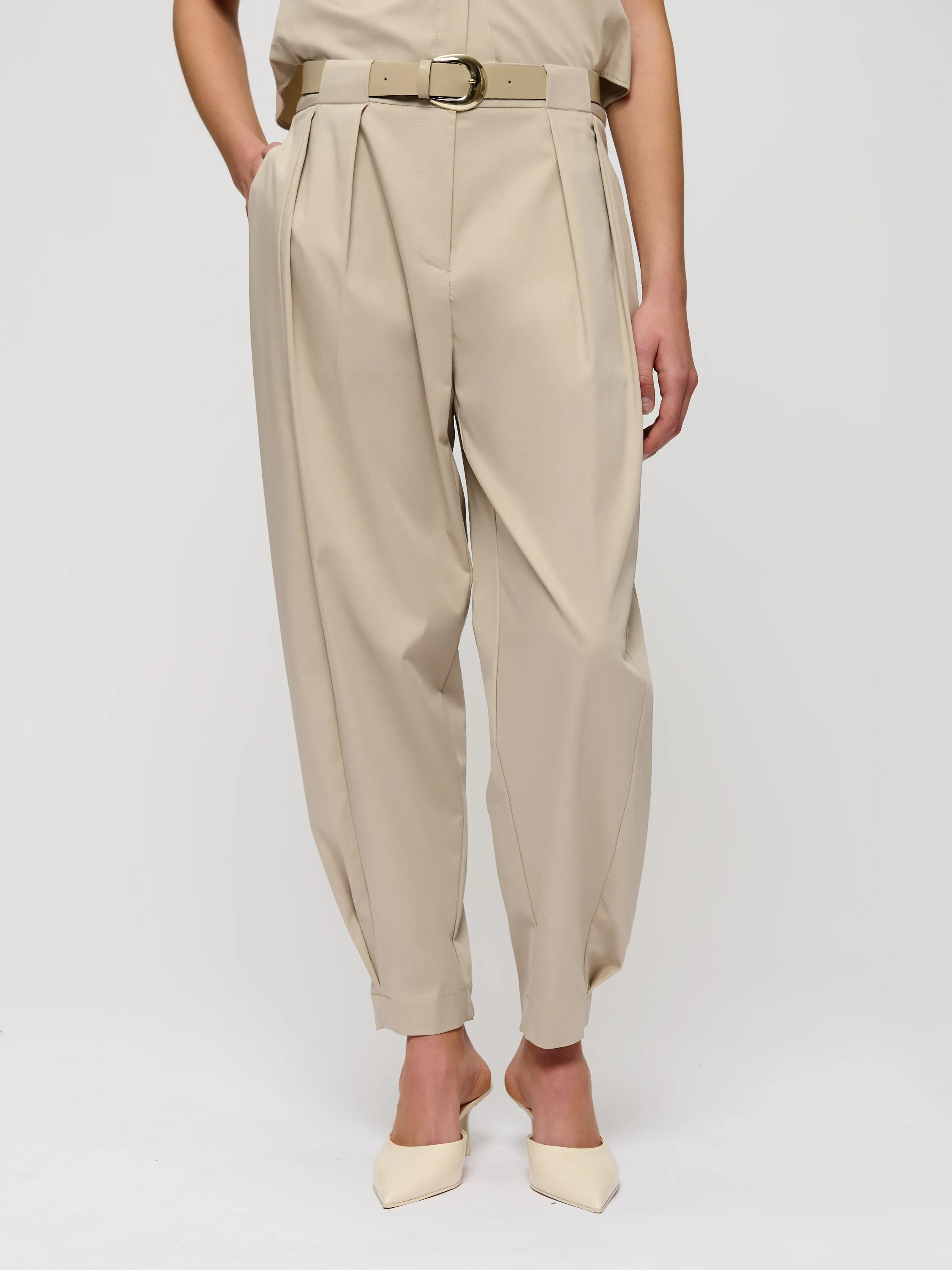 Cotton Blend Balloon Pant