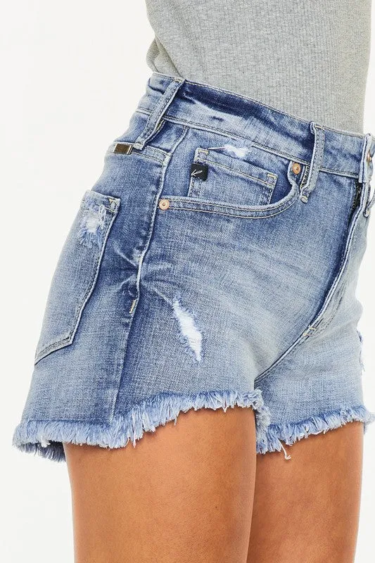 Cutting It Close Shorts - Medium