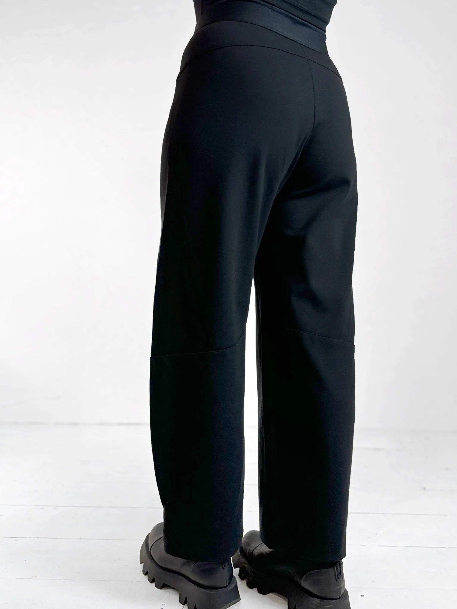 Hale Technical Jersey Black Trousers