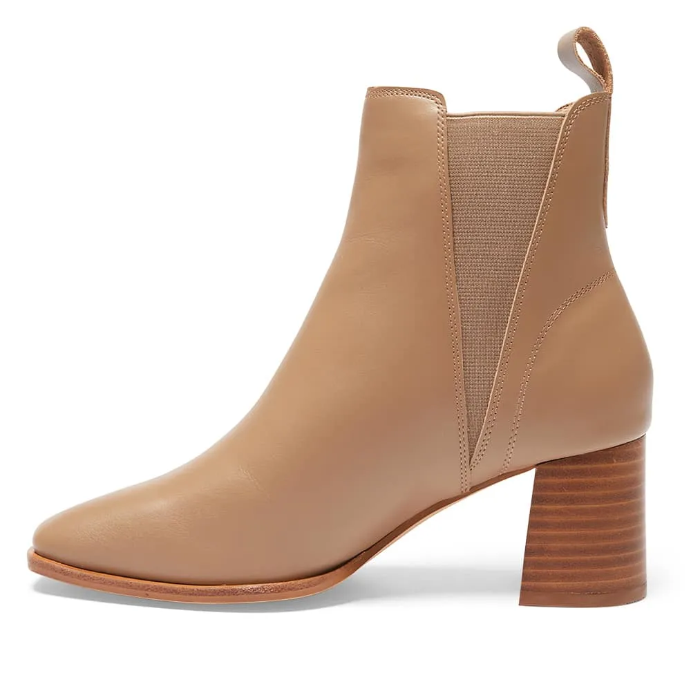 Lachlan Boot in Taupe Leather