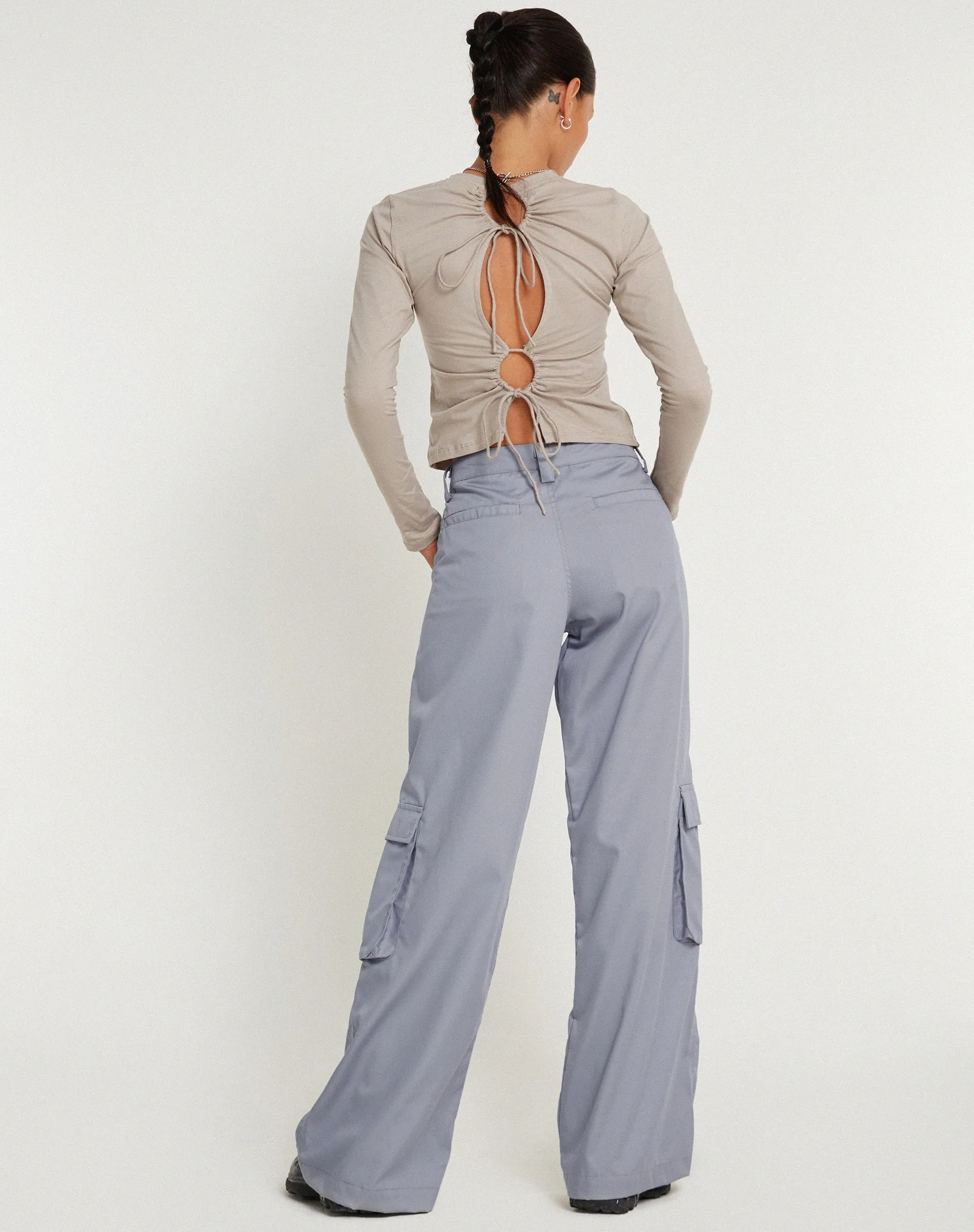 Lovis Low Rise Cargo Trouser in Grey