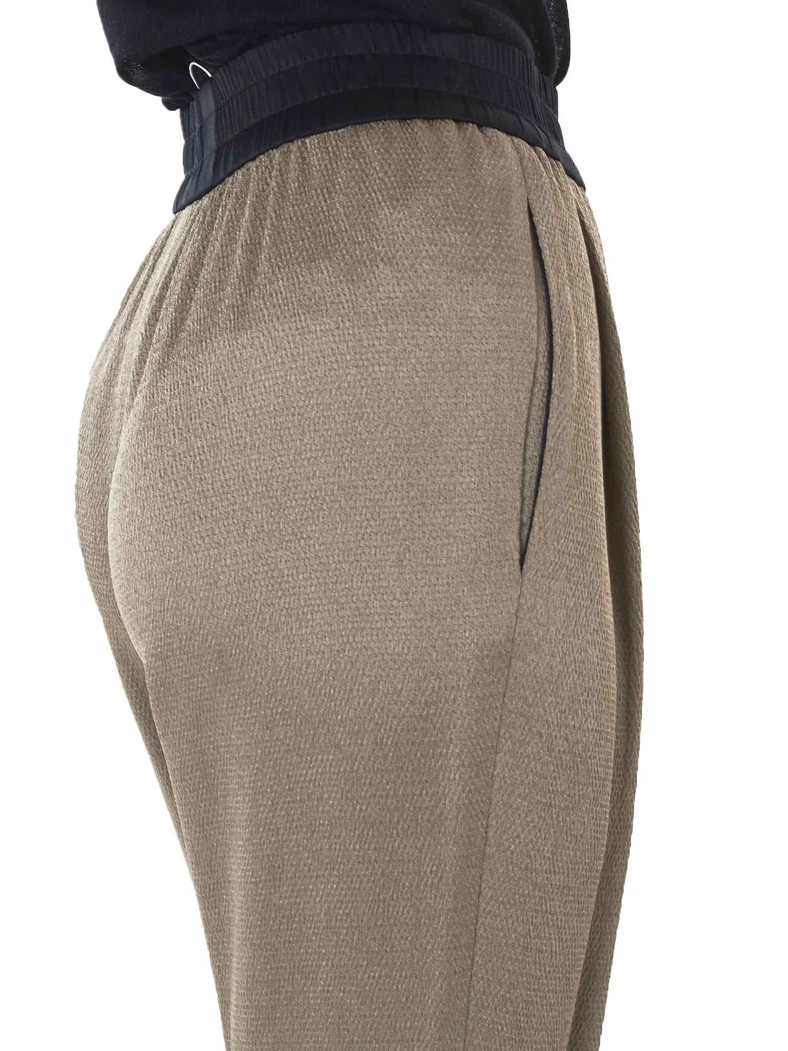 Textured Bellbottom Trousers (P02F18-TAUPE-GRAIN)