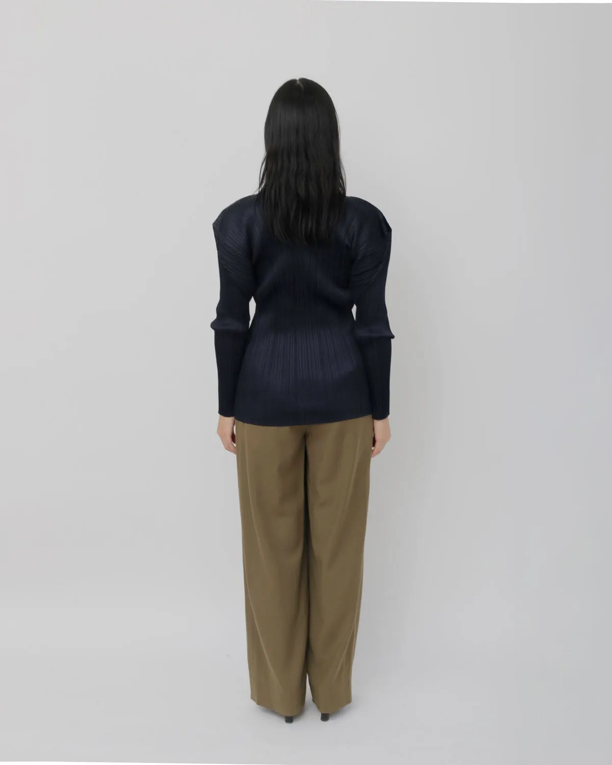 Wide Wool Trousers w/ Belt