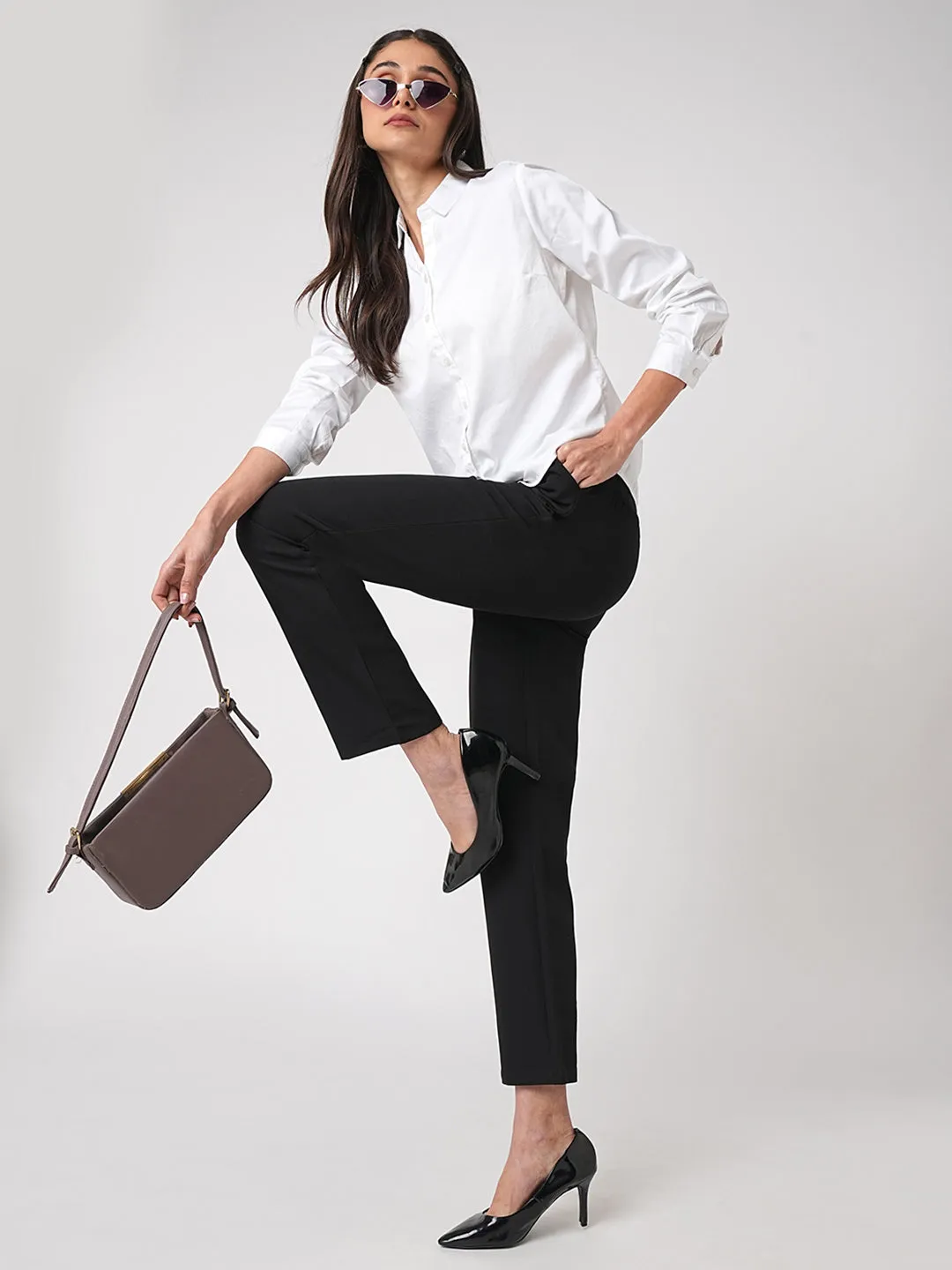 Women Mid-Rise Slim Fit Trouser